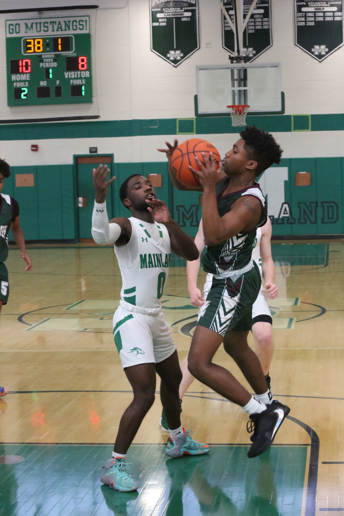 Mainland Cedar Creek boys basketball